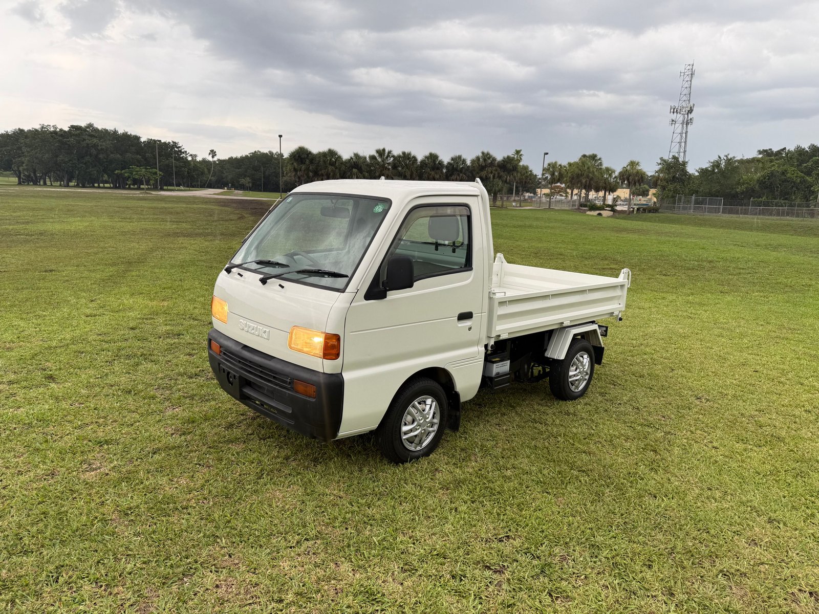 1997 Suzuki Carry JDM car for sale — photo 11 of 25