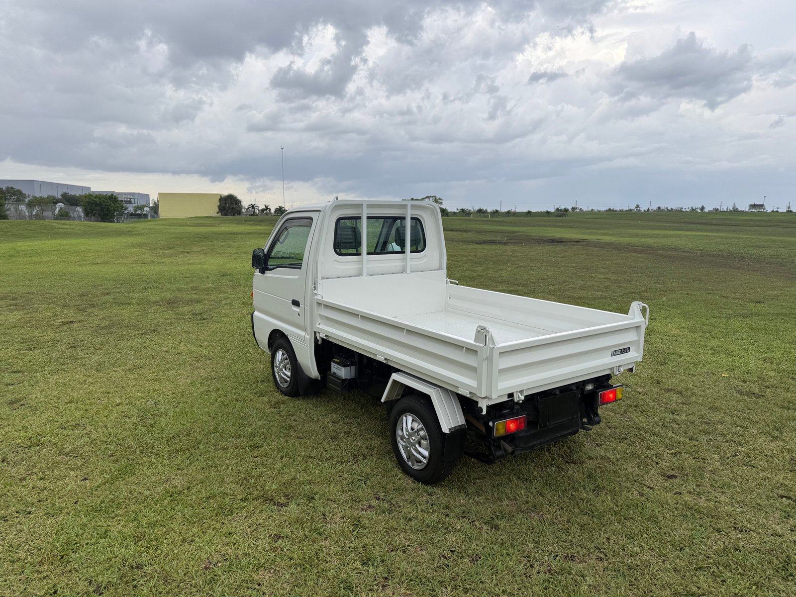 1997 Suzuki Carry JDM car for sale — photo 12 of 25