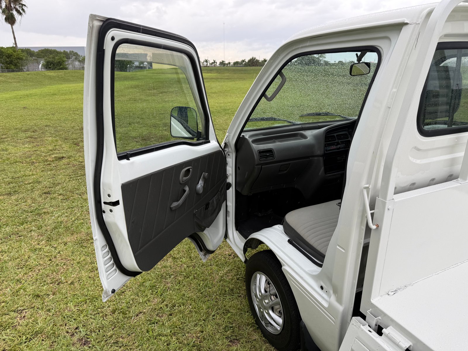 1997 Suzuki Carry JDM car for sale — photo 25 of 25
