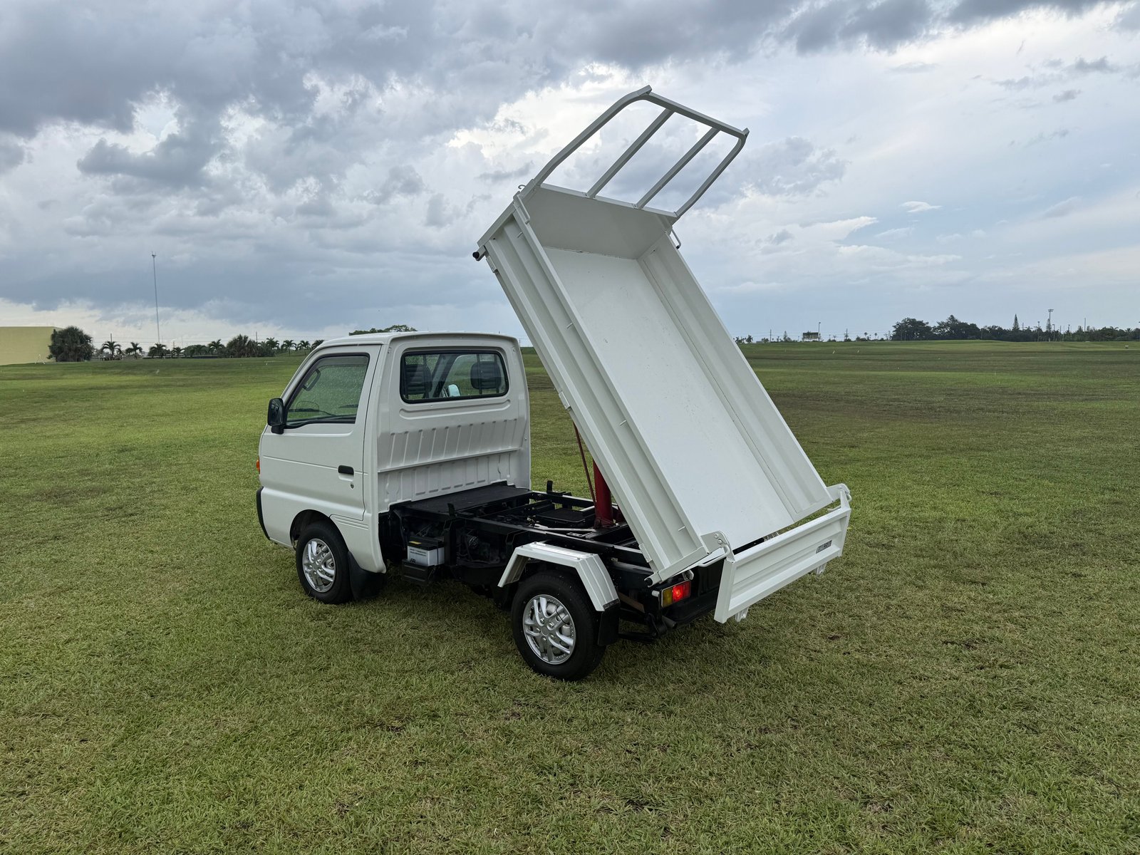 1997 Suzuki Carry JDM car for sale — photo 3 of 25