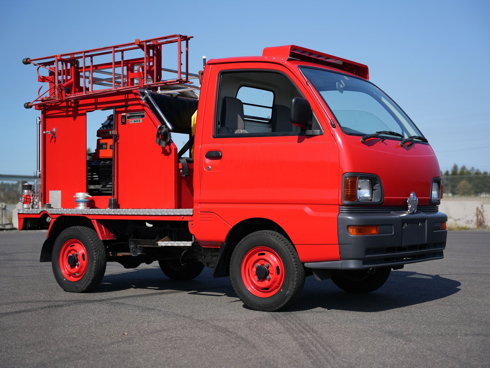 1998 Mitsubishi Minicab JDM car for sale — photo 22 of 25