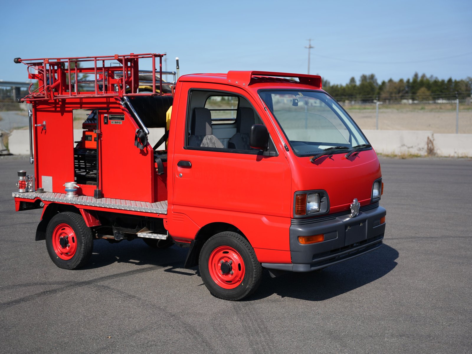 1998 Mitsubishi Minicab JDM car for sale — photo 21 of 25