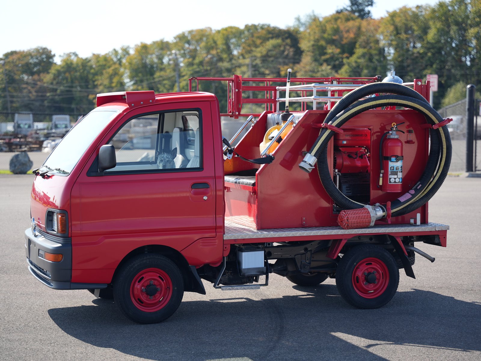 1998 Mitsubishi Minicab JDM car for sale — photo 9 of 25