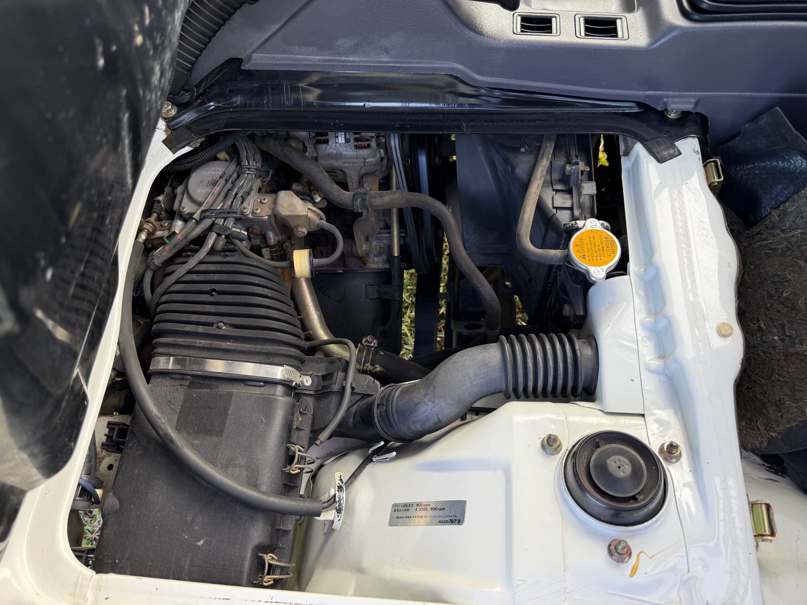 1998 Mitsubishi Minicab JDM car for sale — photo 23 of 25