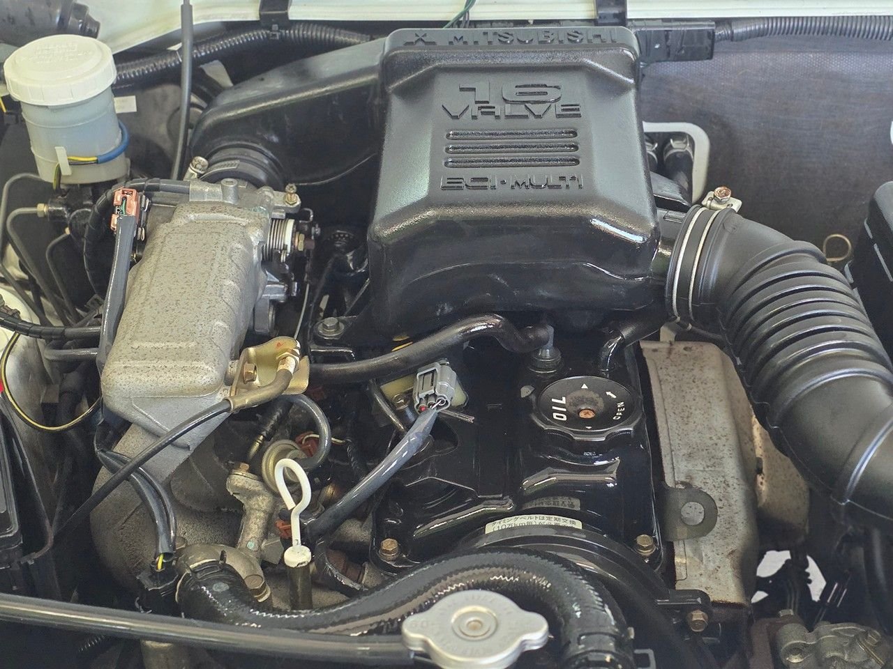 1998 Mitsubishi Pajero JDM car for sale — photo 24 of 25
