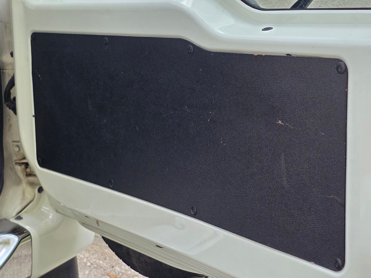 1998 Mitsubishi Pajero JDM car for sale — photo 20 of 25