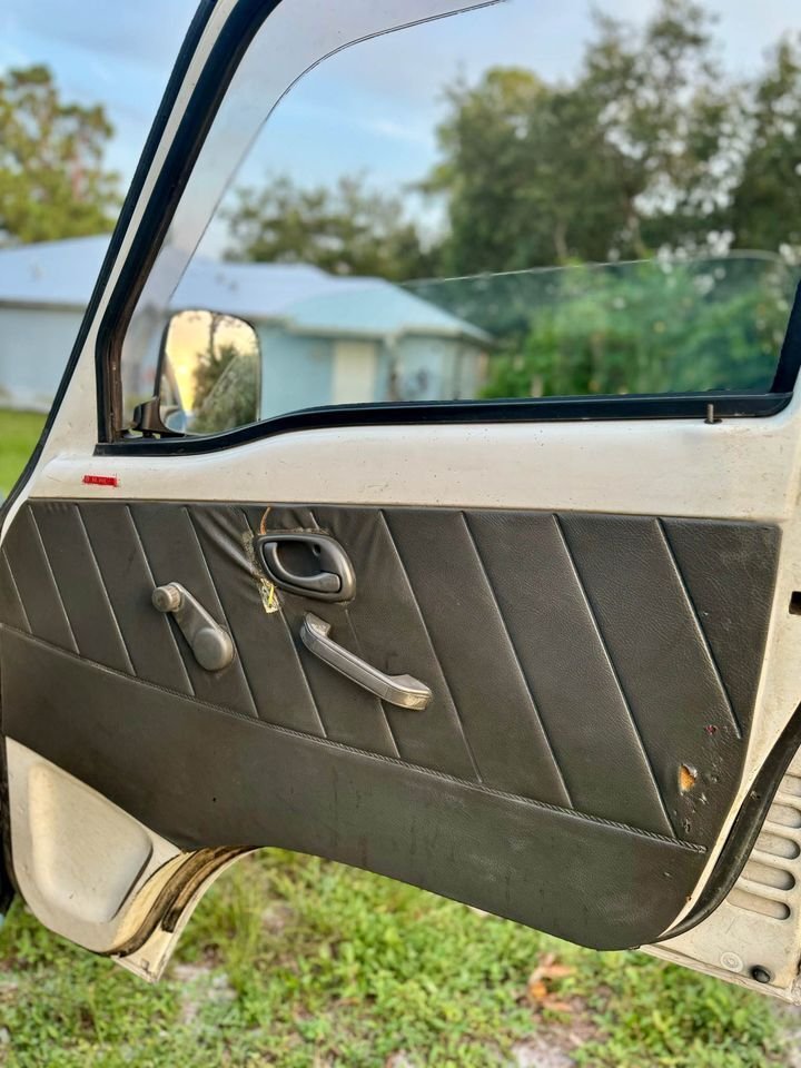 1998 Suzuki Carry JDM car for sale — photo 10 of 16