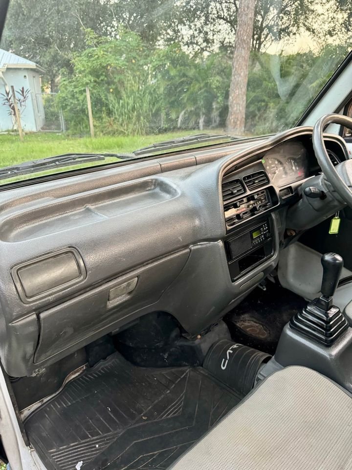 1998 Suzuki Carry JDM car for sale — photo 14 of 16