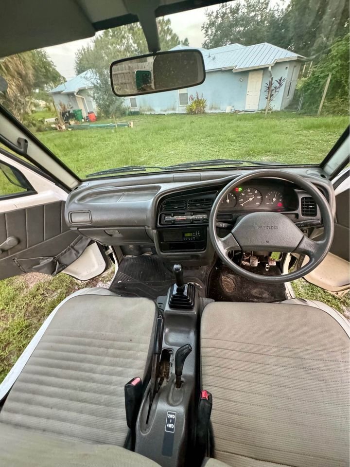 1998 Suzuki Carry JDM car for sale — photo 13 of 16