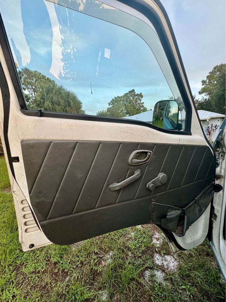 1998 Suzuki Carry JDM car for sale — photo 12 of 16