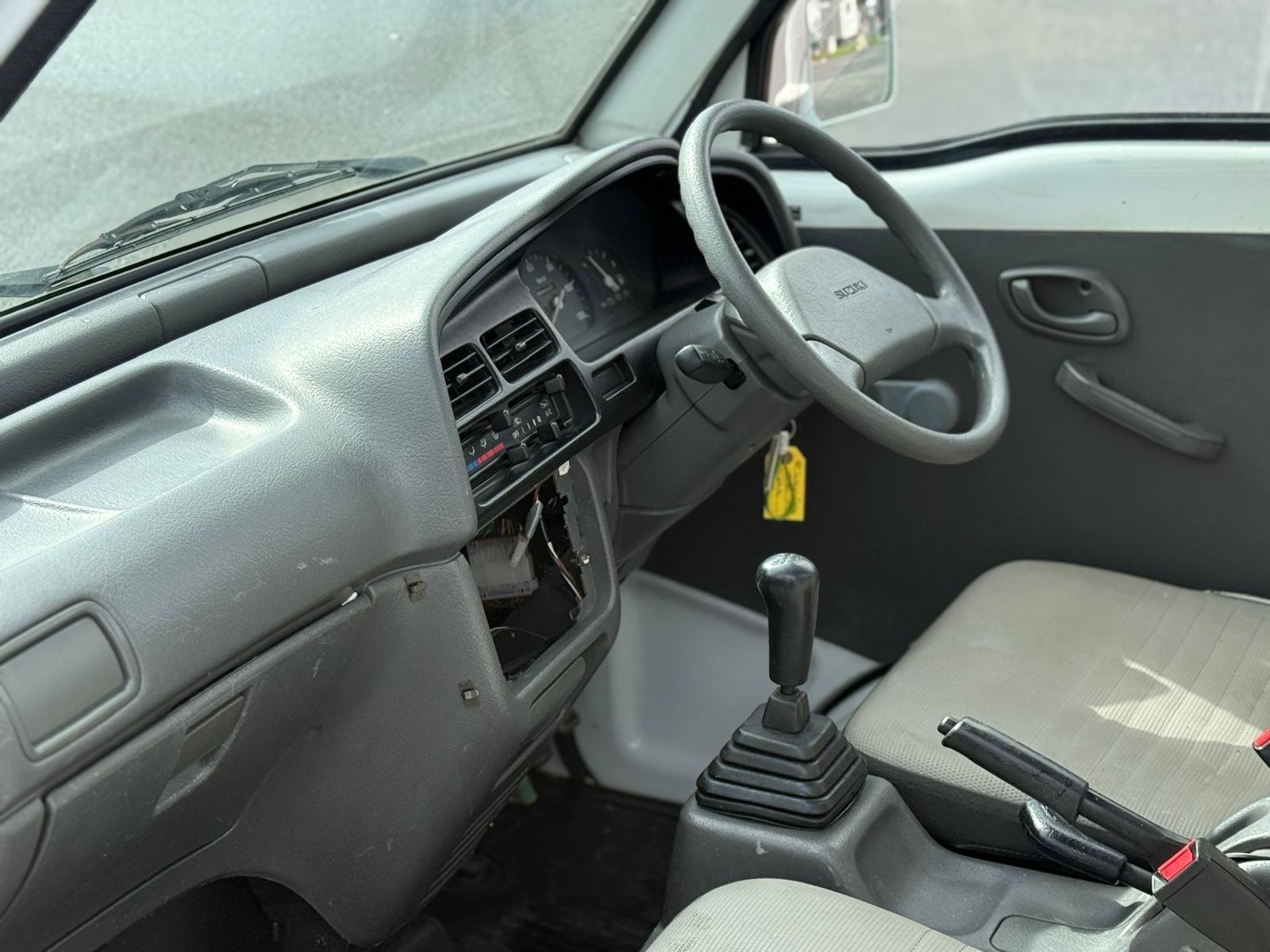 1998 Suzuki Carry JDM car for sale — photo 20 of 25
