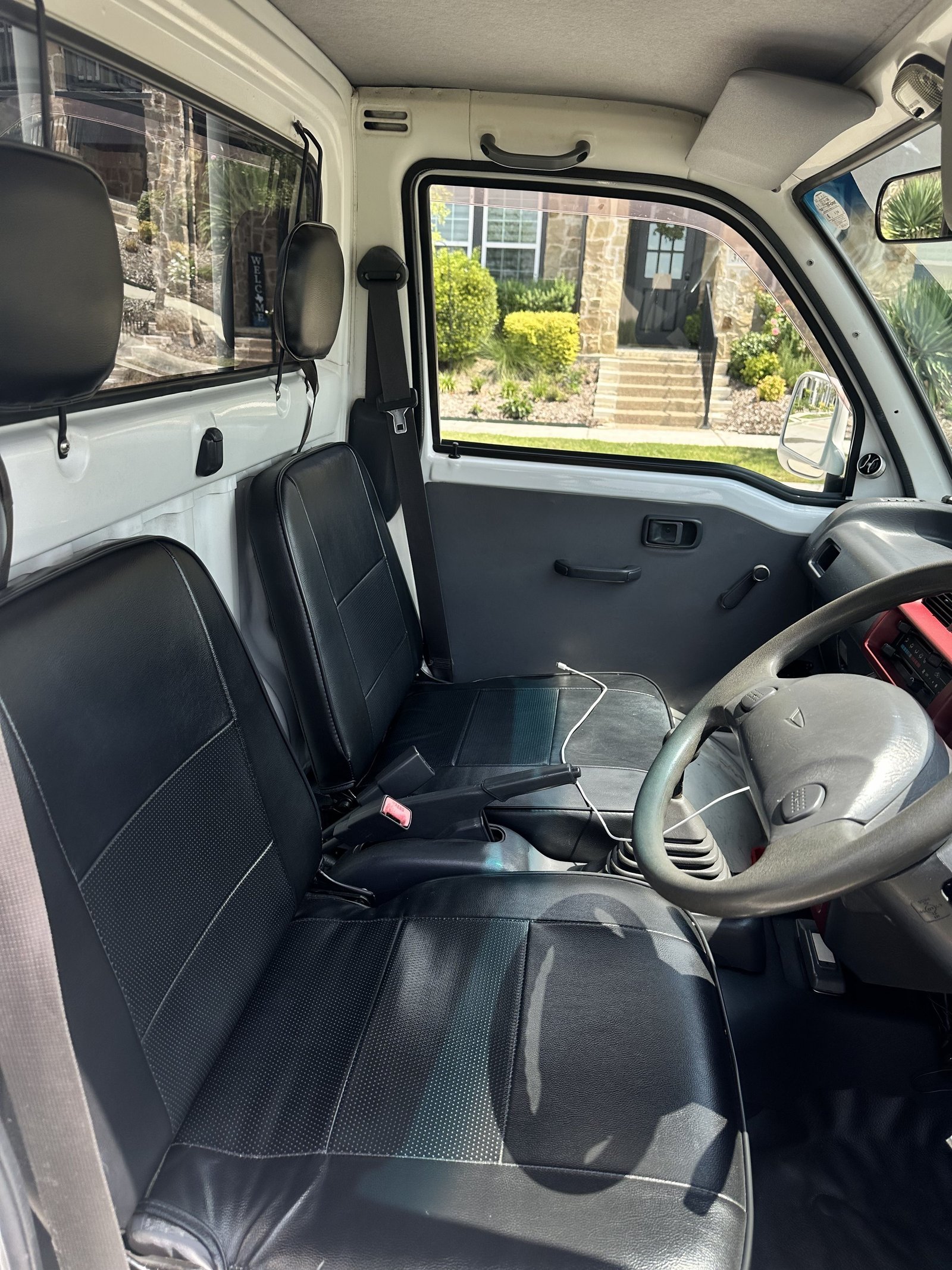 1999 Daihatsu Hijet JDM car for sale — photo 9 of 10
