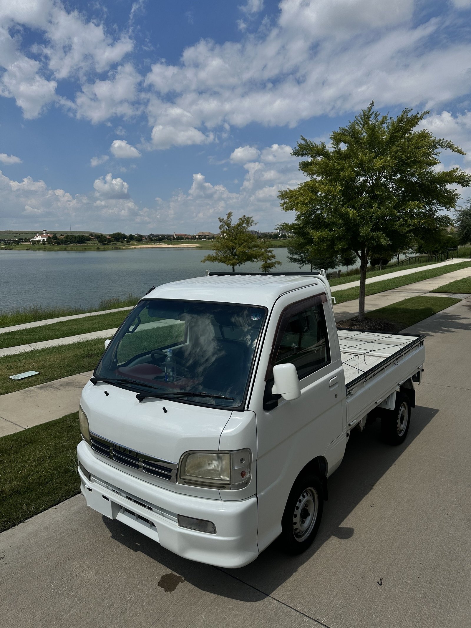 1999 Daihatsu Hijet JDM car for sale — photo 2 of 10