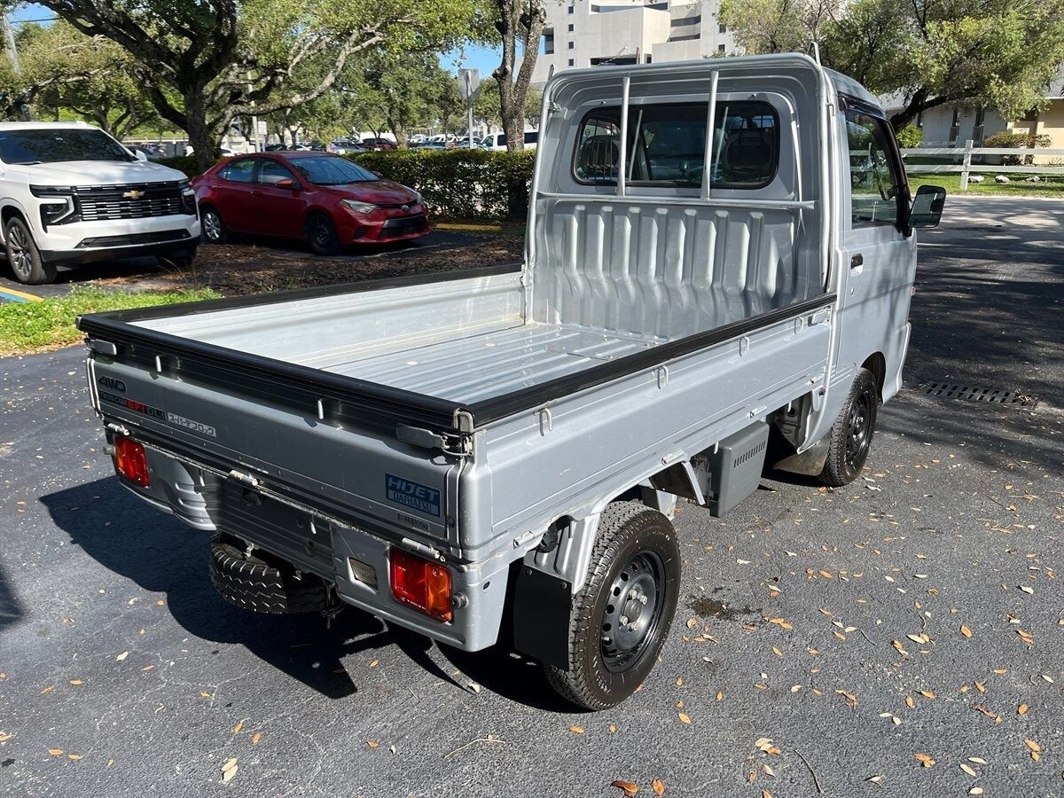1999 Daihatsu Hijet JDM car for sale — photo 8 of 16