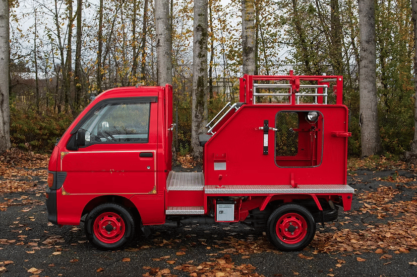 1999 Daihatsu Hijet JDM car for sale — photo 12 of 15