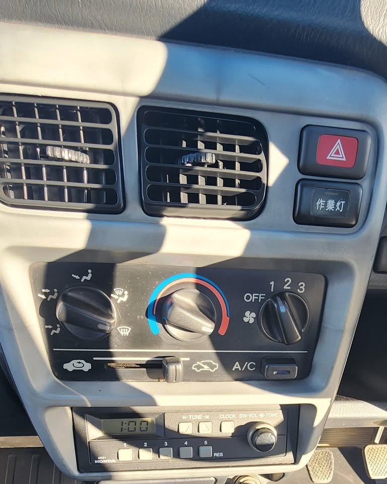 1999 Honda Acty JDM car for sale — photo 13 of 16