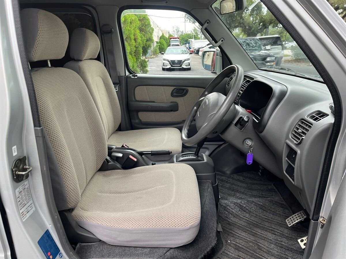 1999 Suzuki Every JDM car for sale — photo 10 of 16