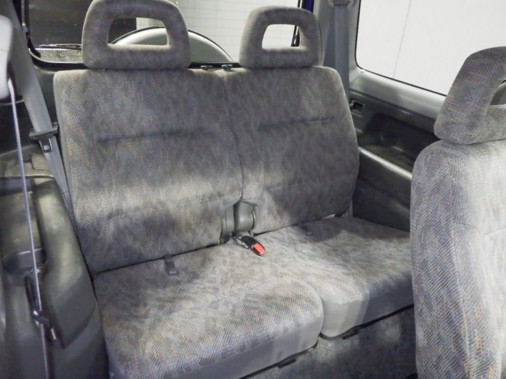 1999 Suzuki Jimny JDM car for sale — photo 10 of 10