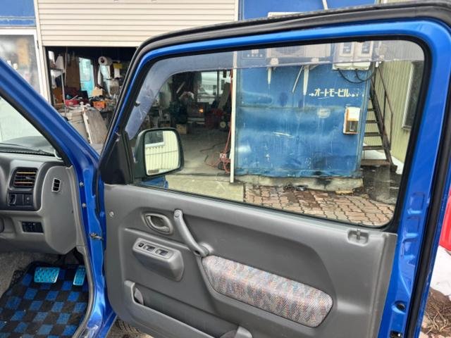 1999 Suzuki Jimny JDM car for sale — photo 5 of 10