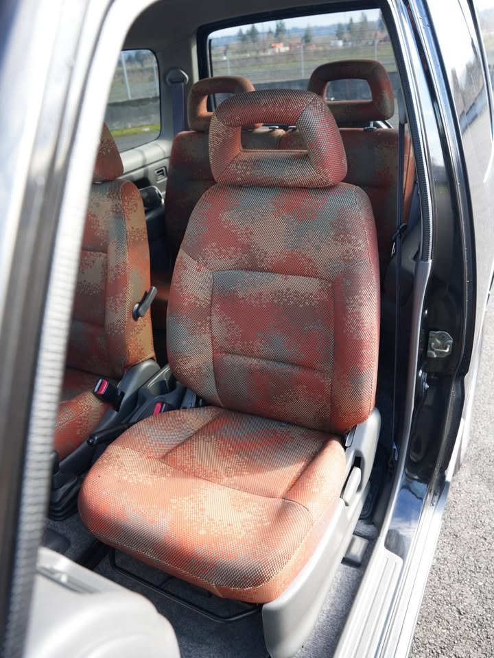 2000 Suzuki Jimny JDM car for sale — photo 9 of 15