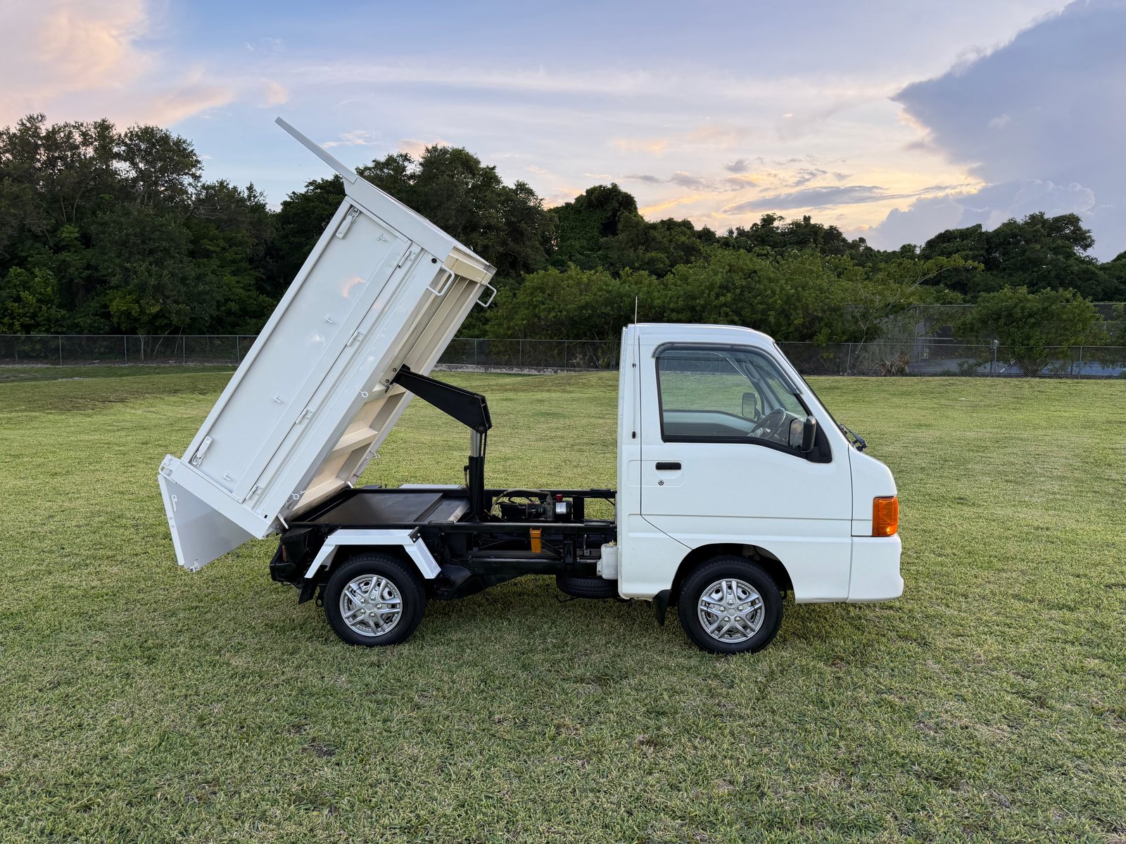 2001 Subaru Sambar JDM car for sale — photo 6 of 25