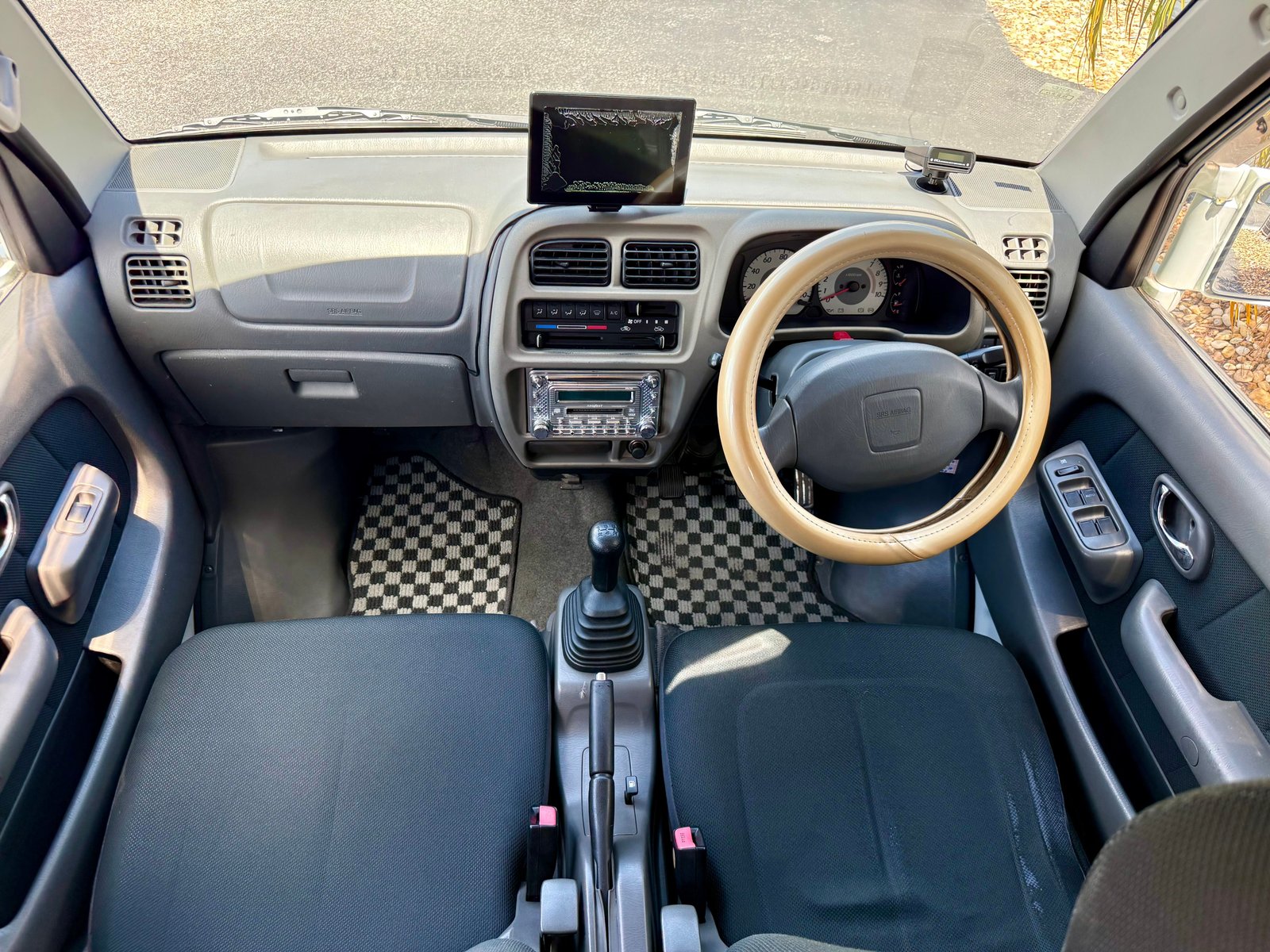 2001 Suzuki Every JDM car for sale — photo 15 of 21