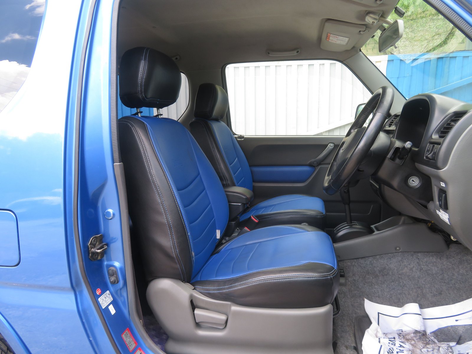 2001 Suzuki Jimny JDM car for sale — photo 11 of 25