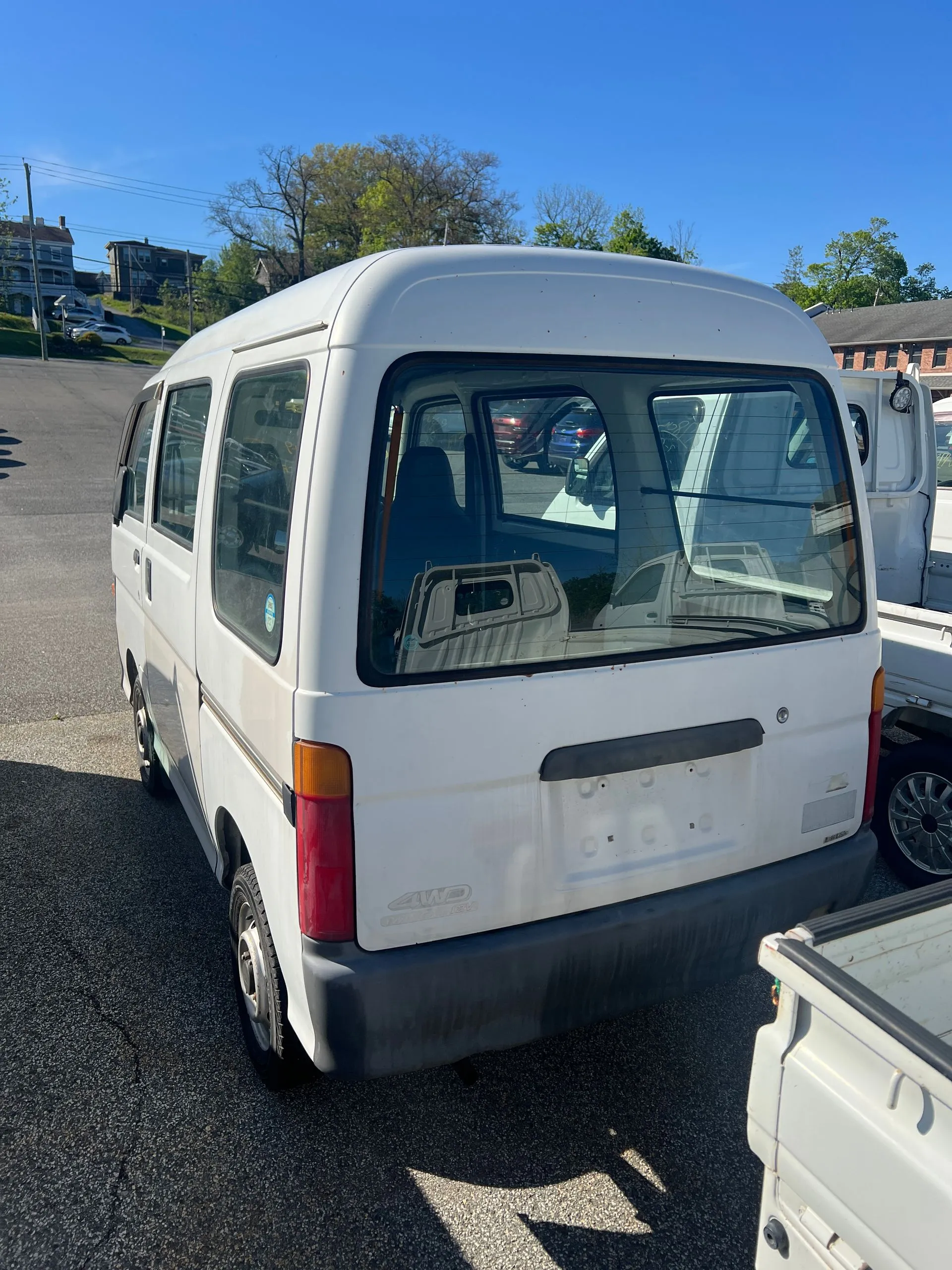1996 Daihatsu Hijet JDM car for sale — photo 9 of 10