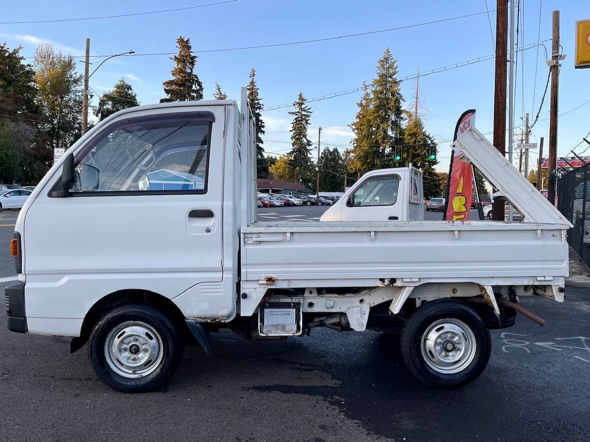 1991 Mitsubishi Minicab JDM car for sale — photo 4 of 9