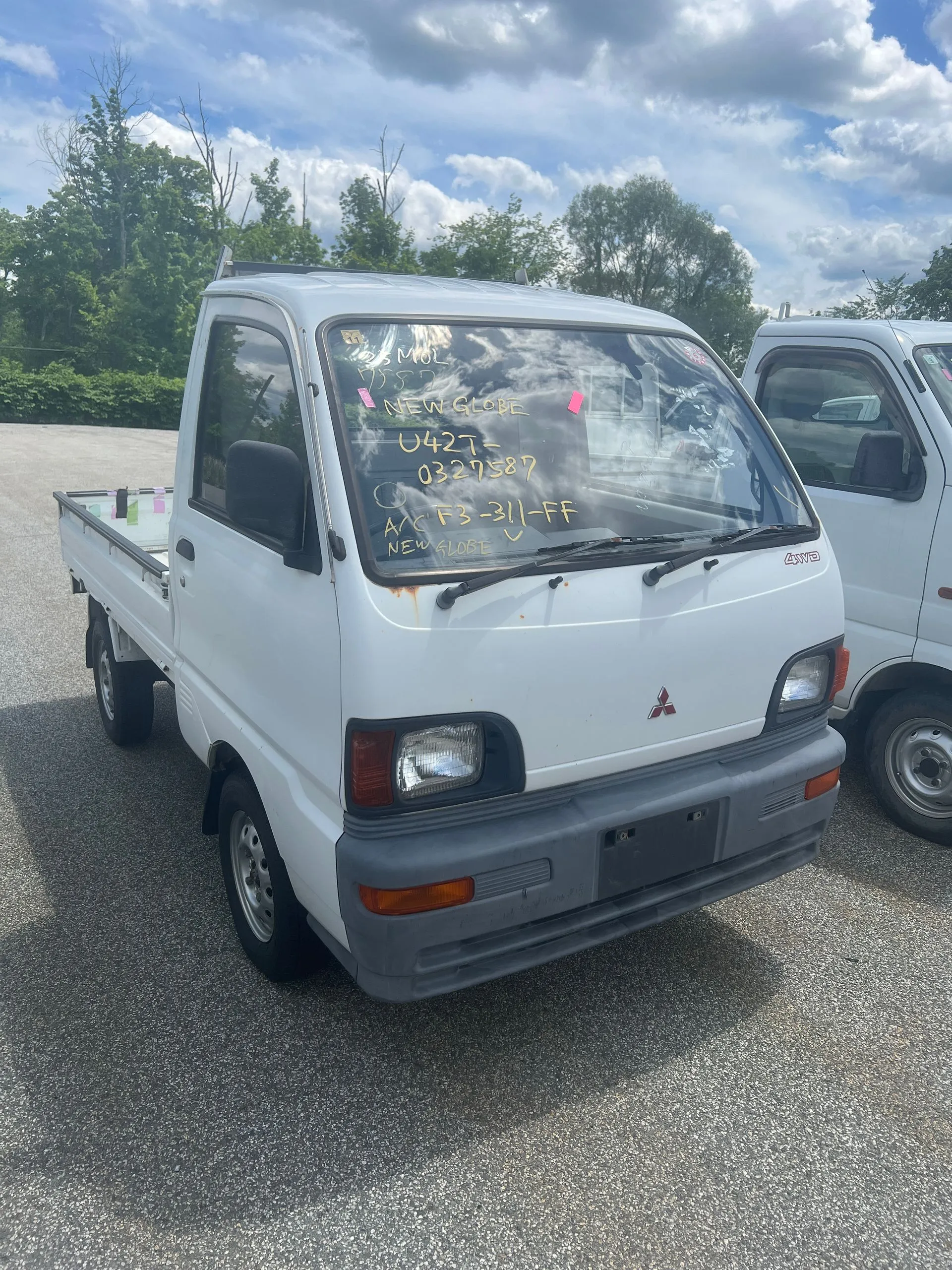 1995 Mitsubishi Minicab JDM car for sale — photo 5 of 9