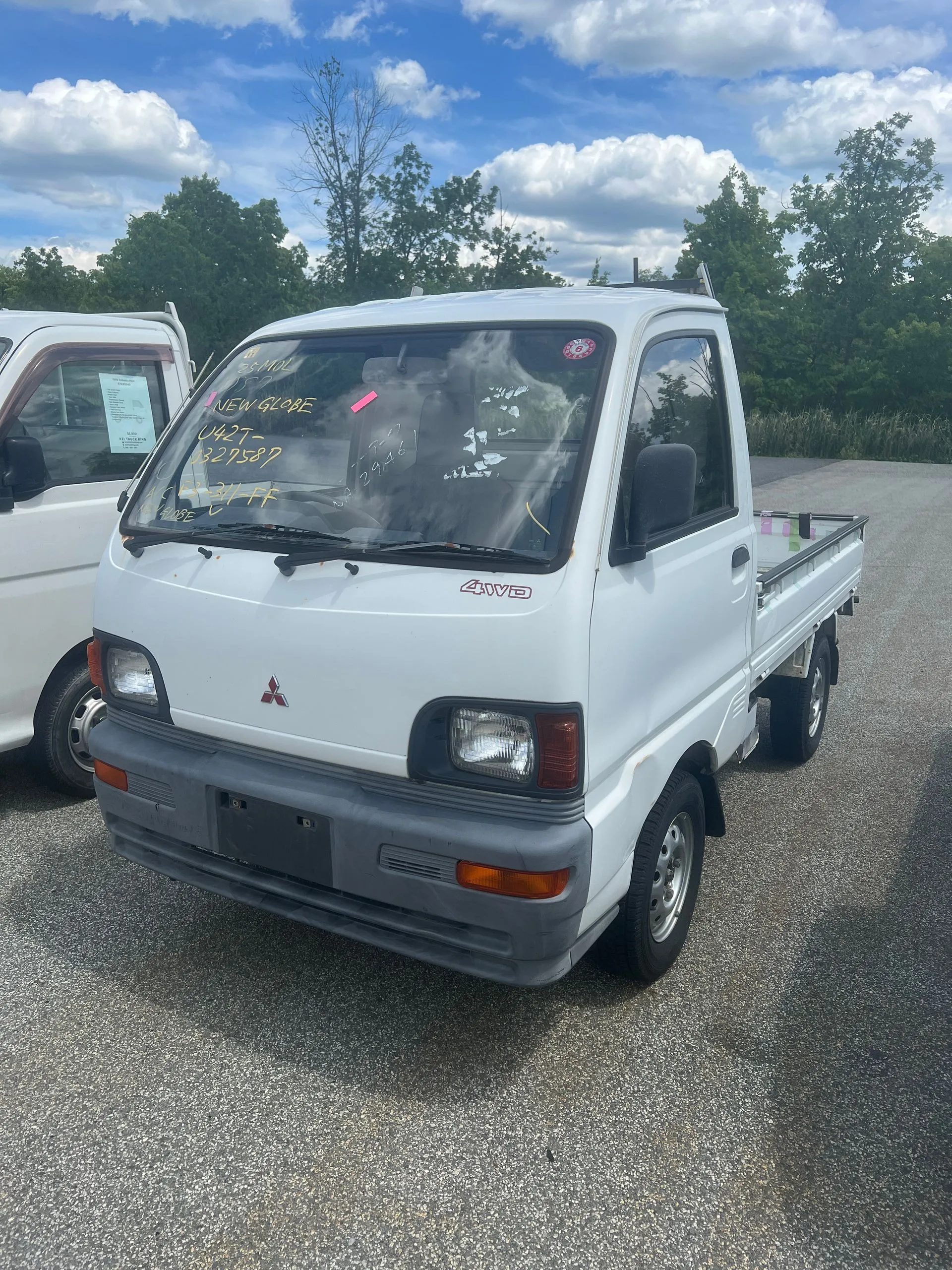 1995 Mitsubishi Minicab JDM car for sale — photo 6 of 9
