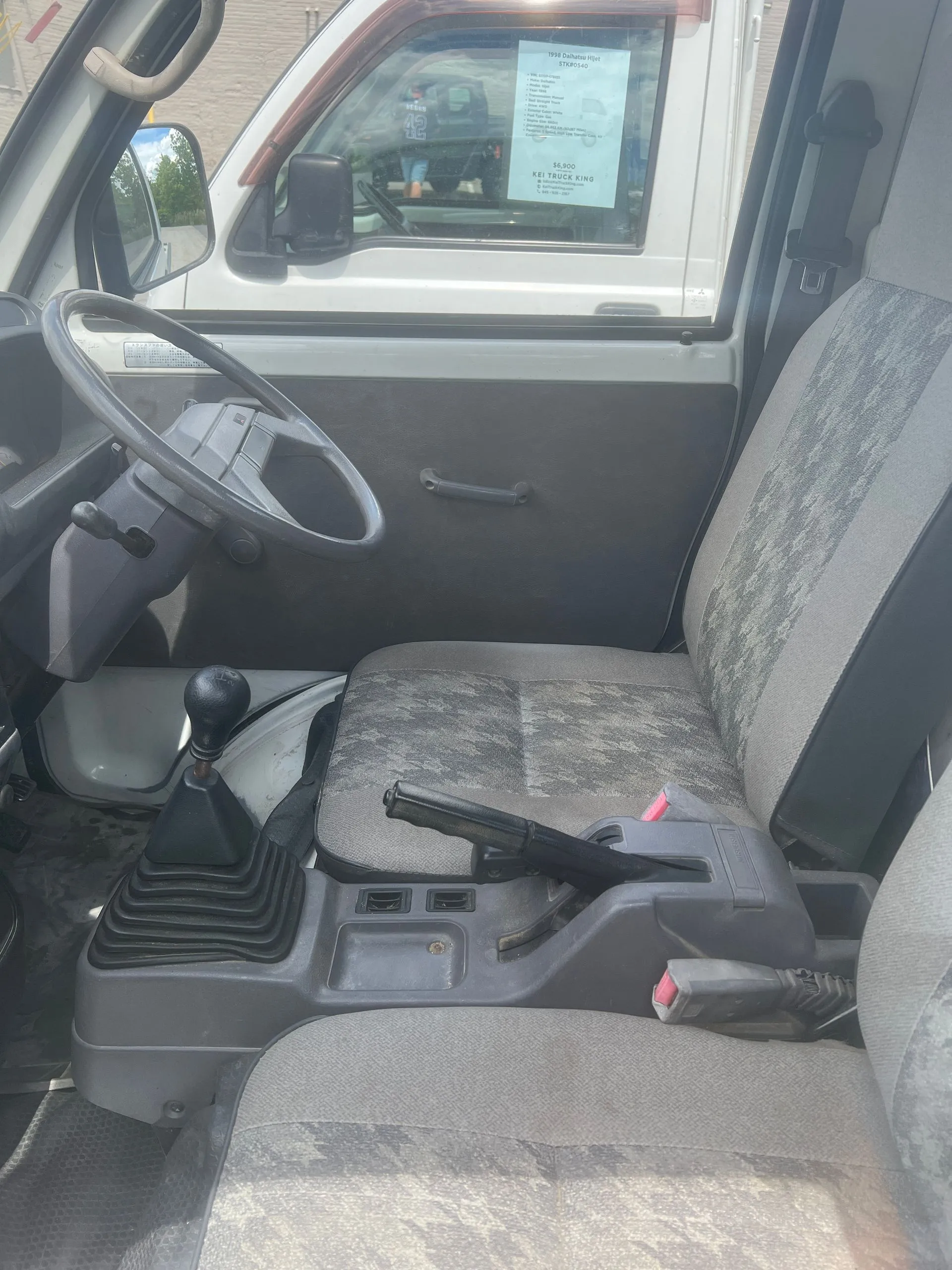 1995 Mitsubishi Minicab JDM car for sale — photo 4 of 9