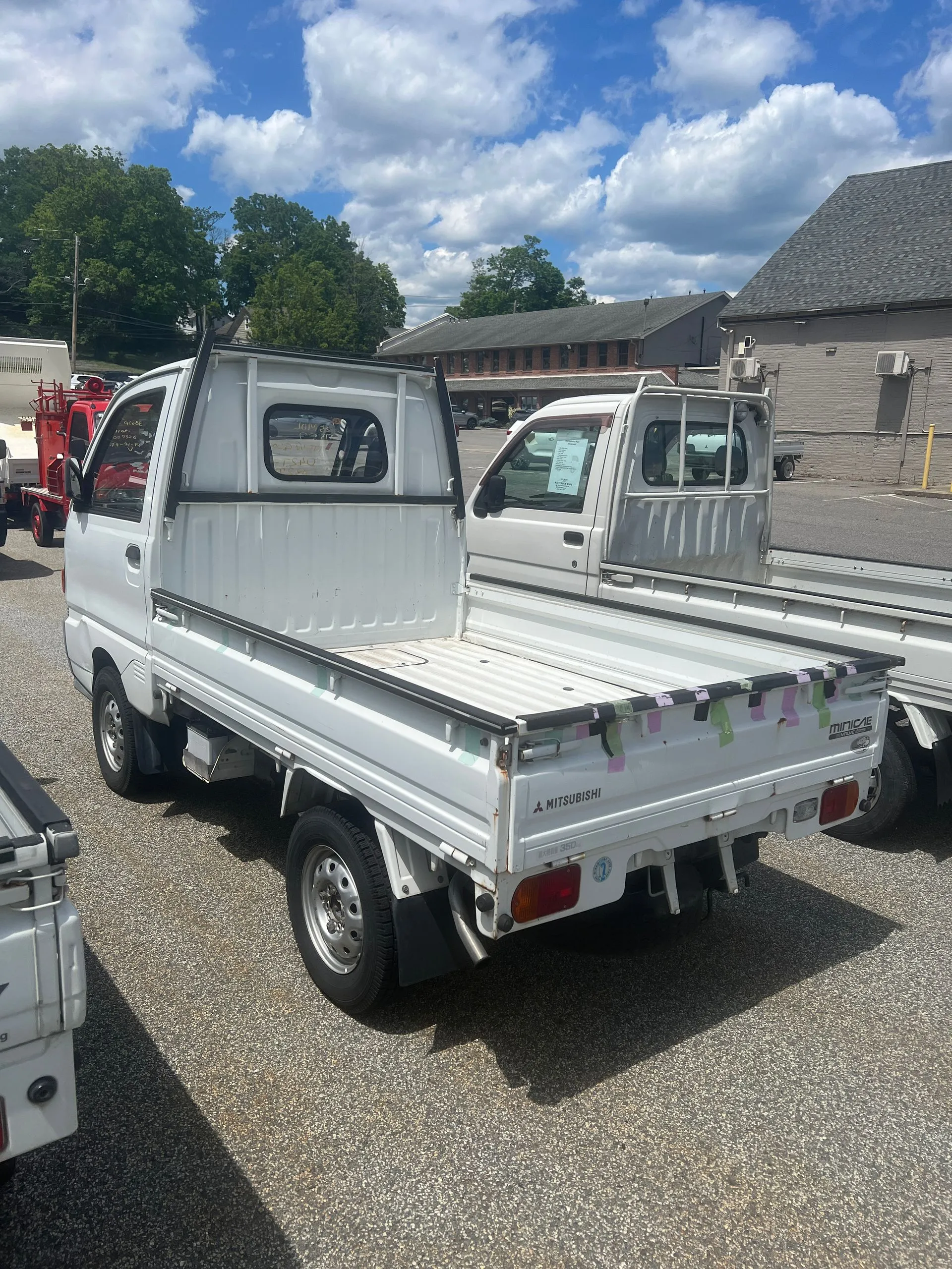 1995 Mitsubishi Minicab JDM car for sale — photo 2 of 9