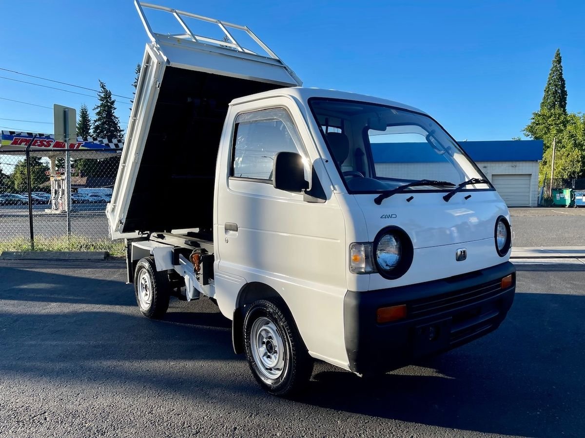 1993 Mazda Scrum JDM car for sale — photo 2 of 9