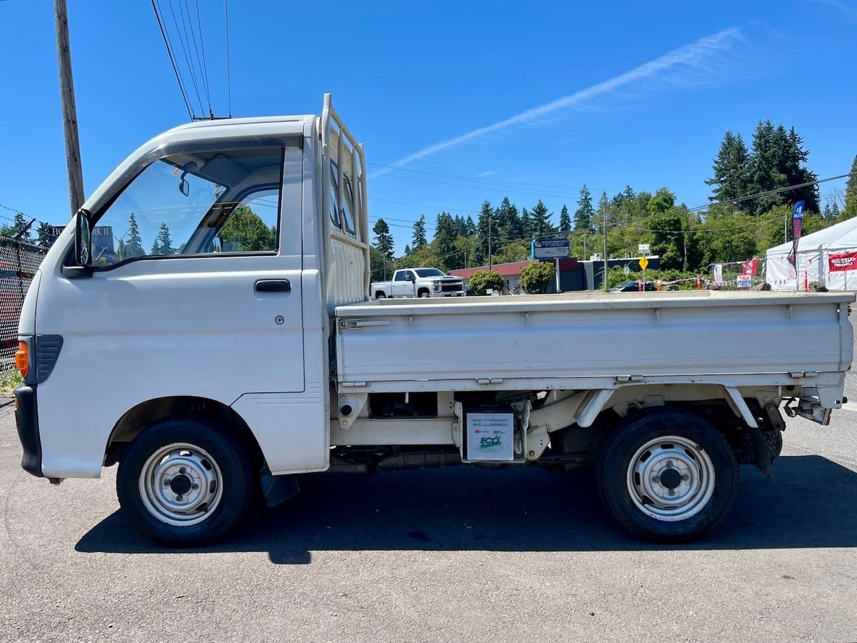 1994 Daihatsu Hijet JDM car for sale — photo 6 of 9