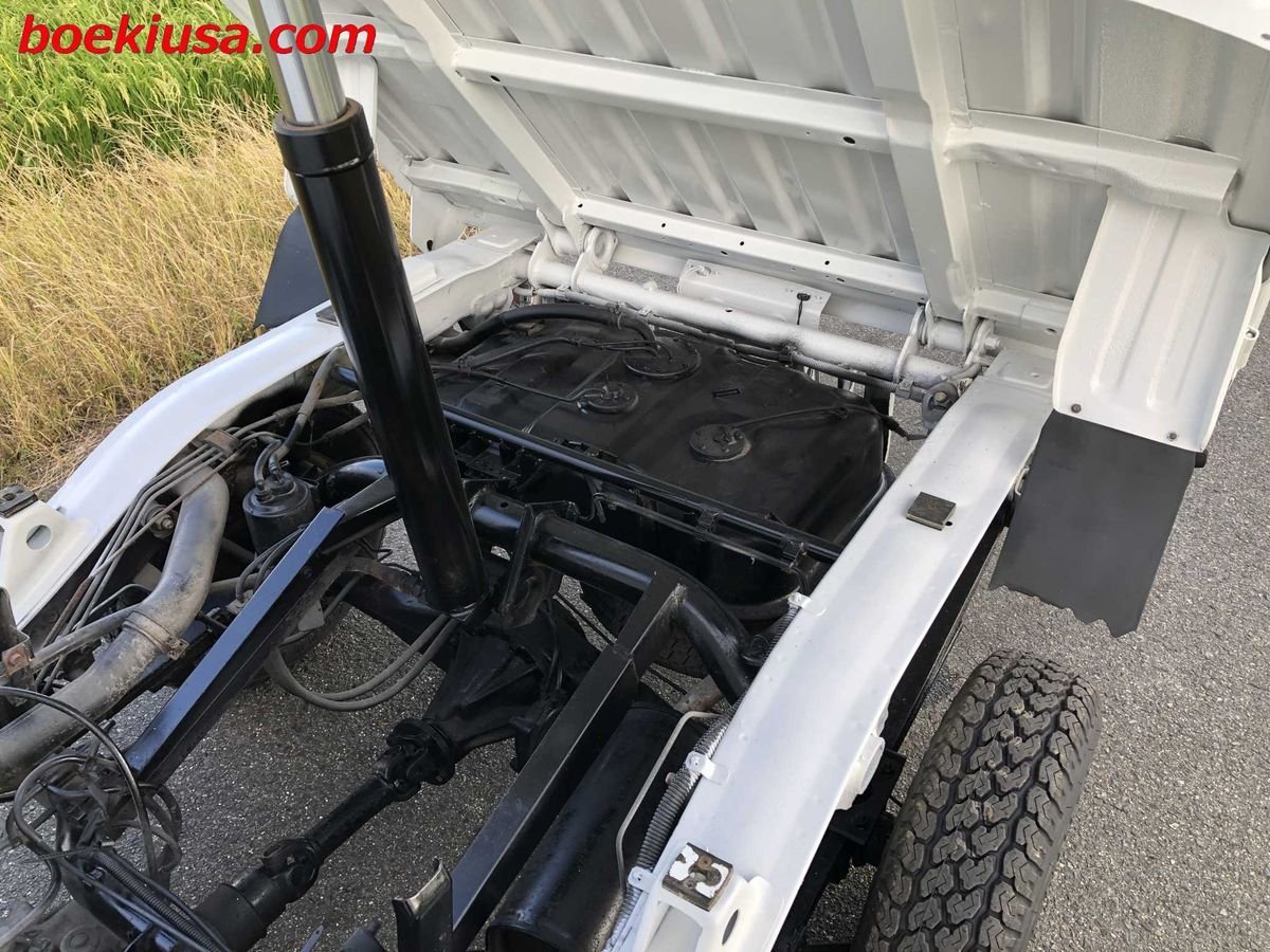 1994 Daihatsu Hijet JDM car for sale — photo 5 of 11