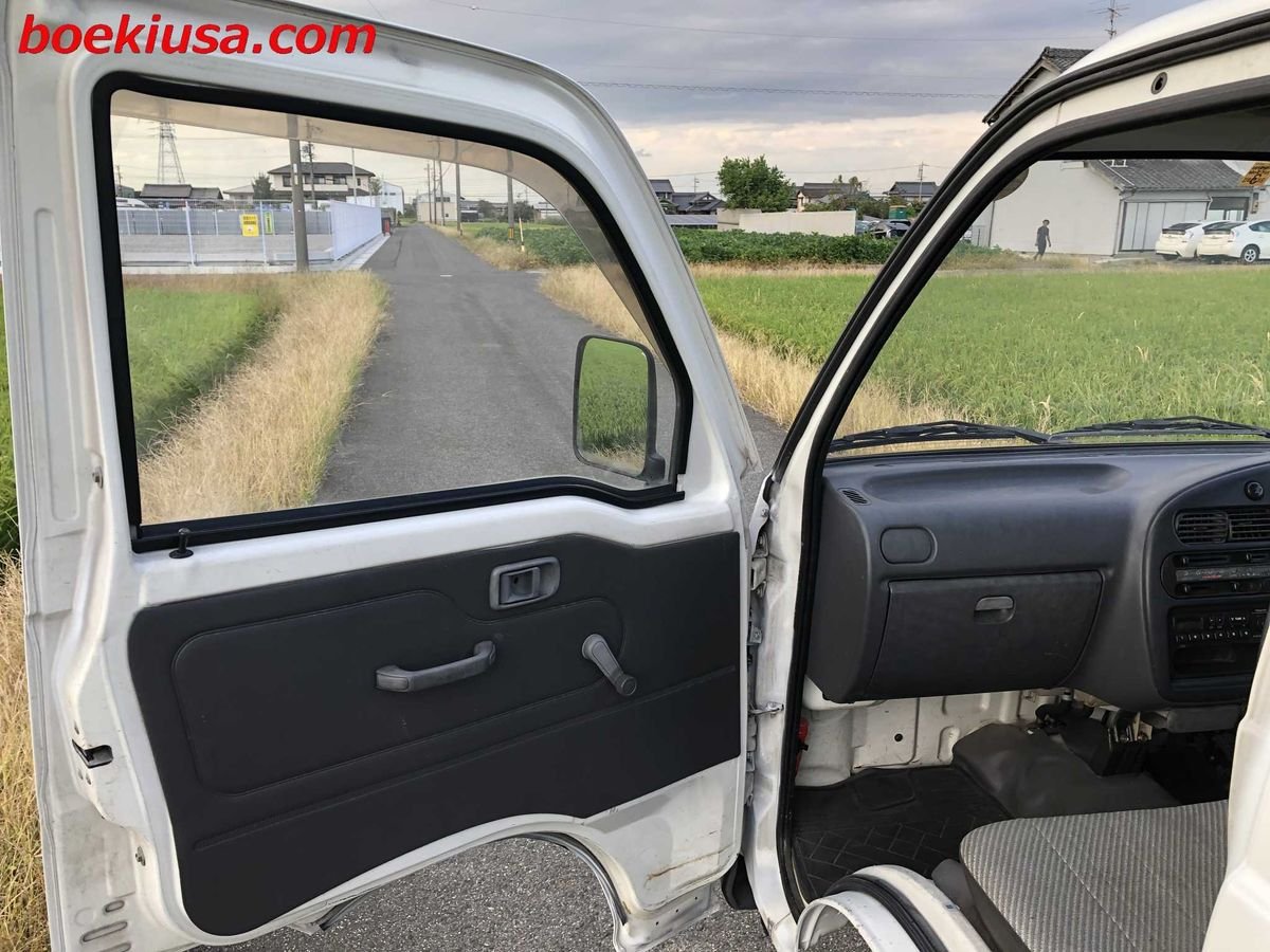 1994 Daihatsu Hijet JDM car for sale — photo 8 of 11