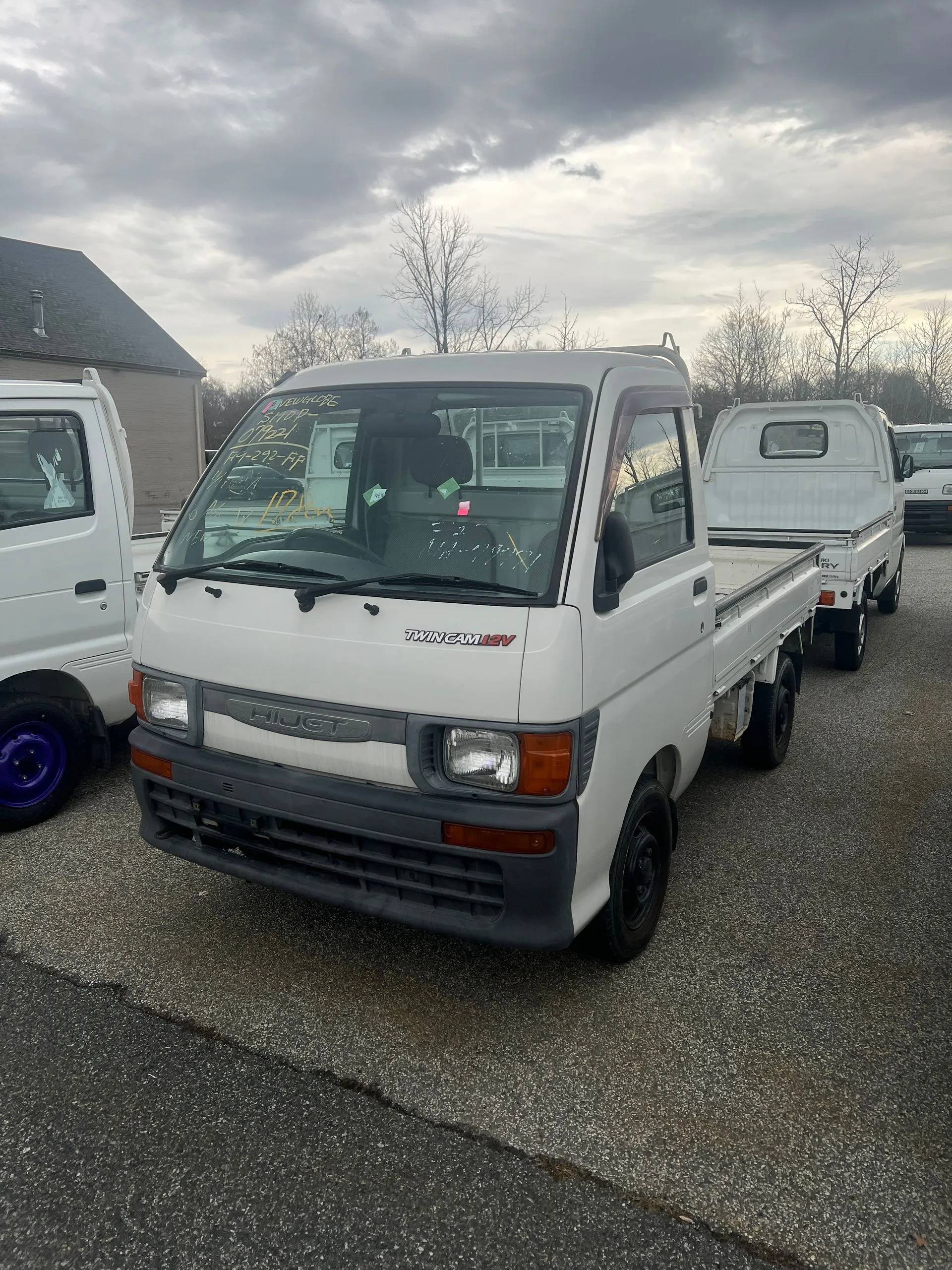 1996 Daihatsu Hijet JDM car for sale — photo 5 of 7