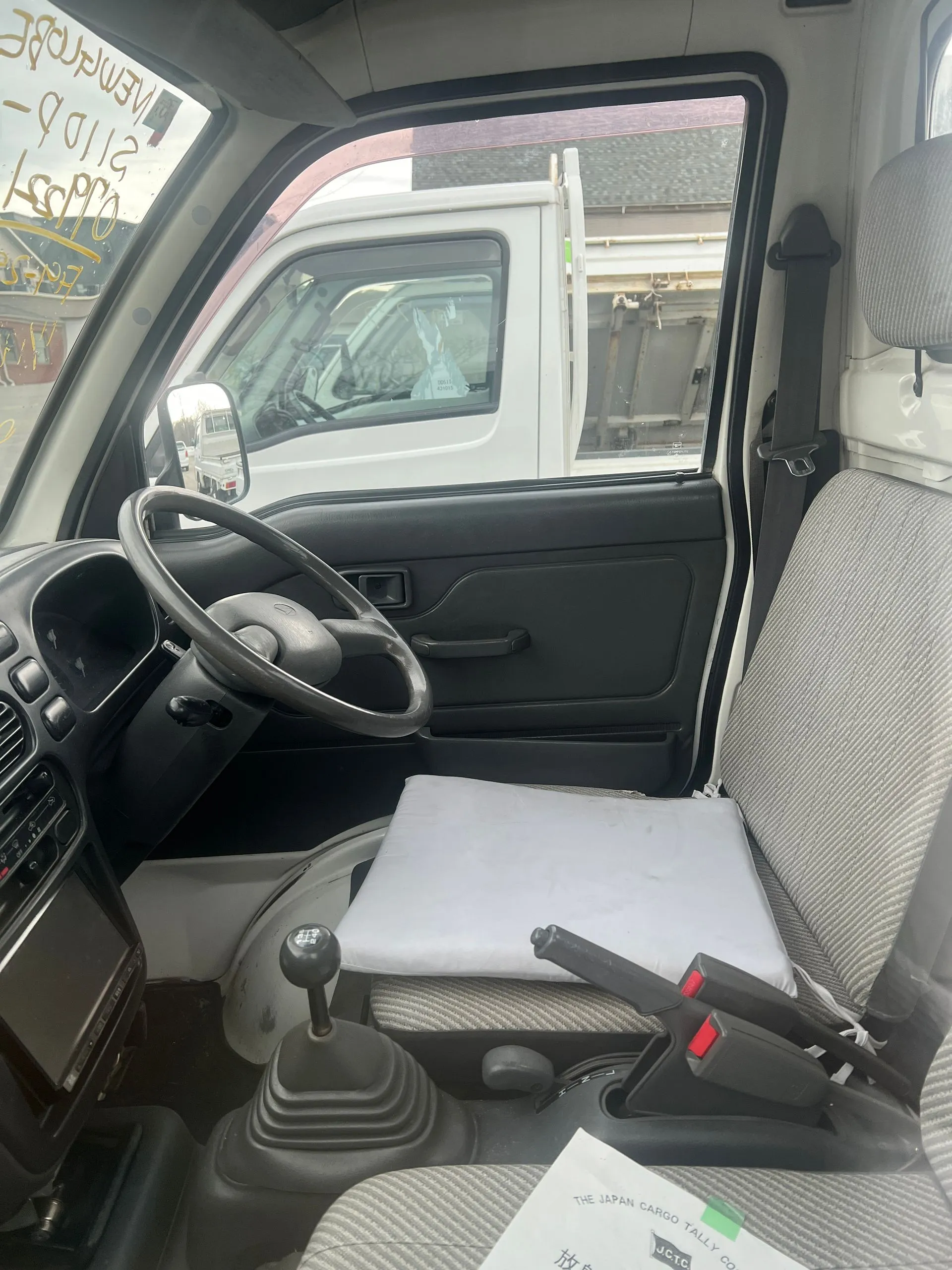 1996 Daihatsu Hijet JDM car for sale — photo 6 of 7