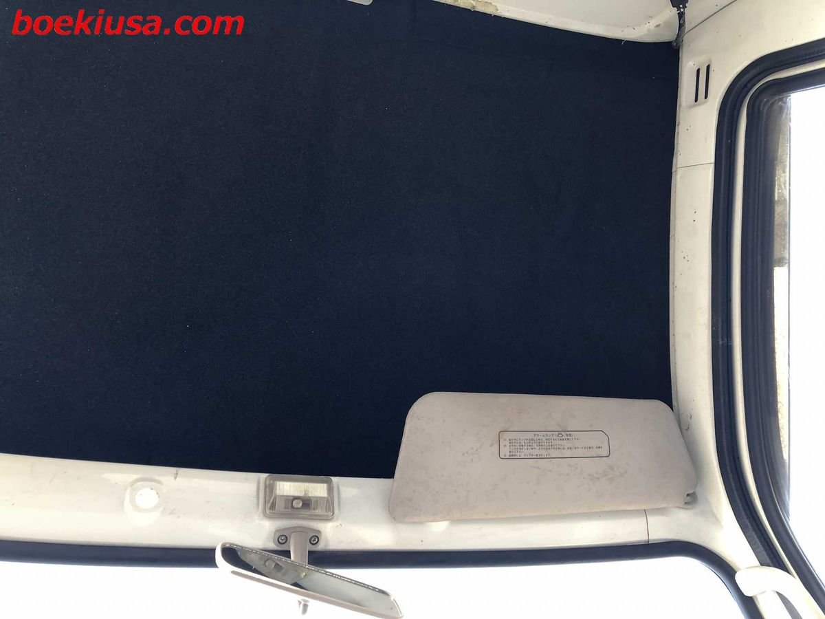 1994 Mitsubishi Minicab JDM car for sale — photo 11 of 11