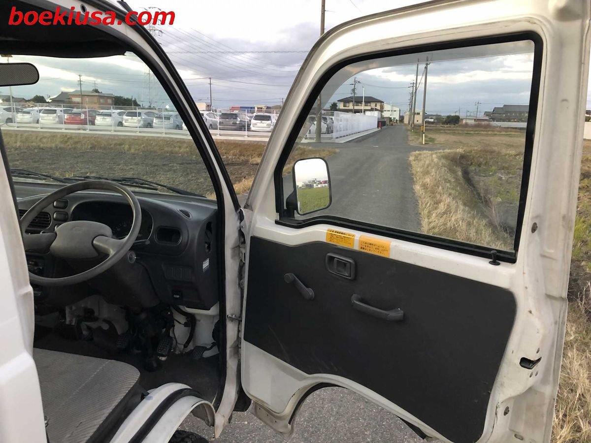 1996 Daihatsu Hijet JDM car for sale — photo 11 of 11