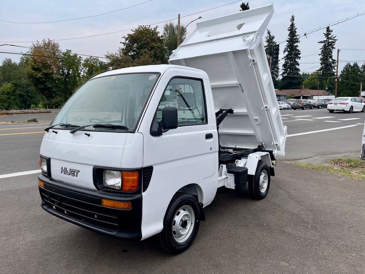 1997 Daihatsu Hijet JDM car for sale — photo 3 of 9