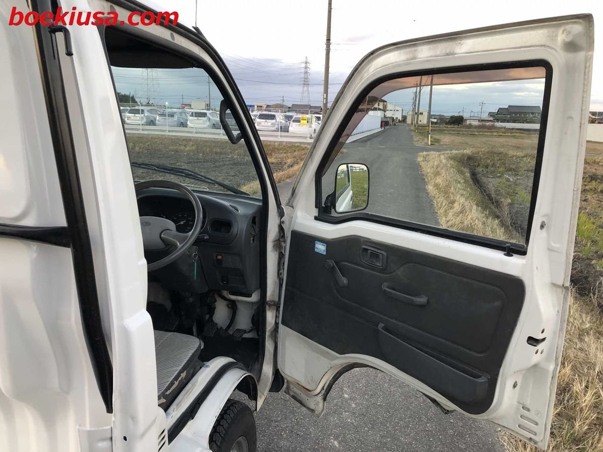 1997 Daihatsu Hijet JDM car for sale — photo 11 of 11