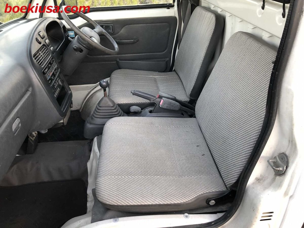 1997 Daihatsu Hijet JDM car for sale — photo 10 of 11