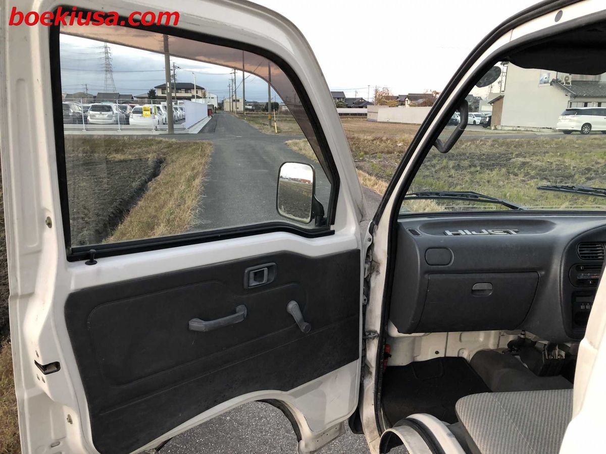 1997 Daihatsu Hijet JDM car for sale — photo 8 of 11