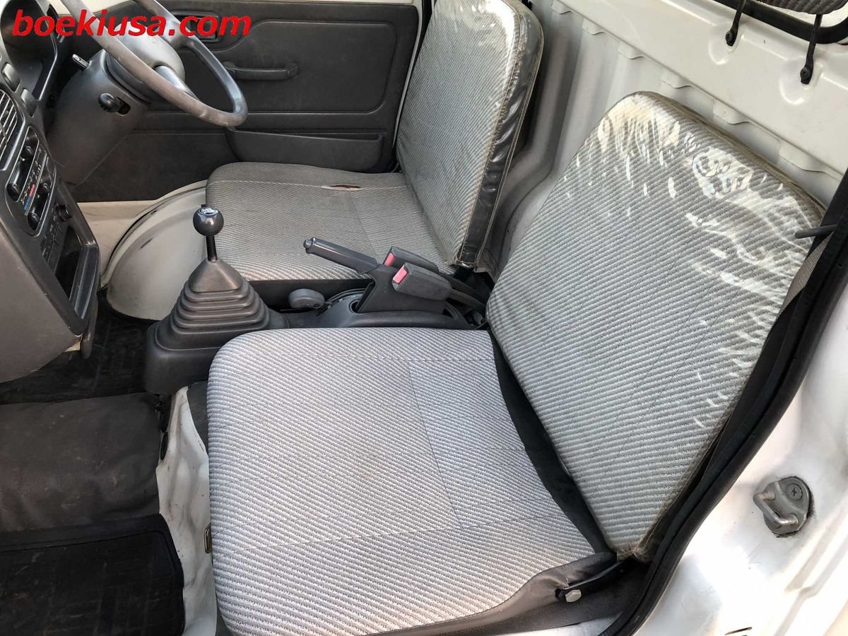 1997 Daihatsu Hijet JDM car for sale — photo 10 of 11