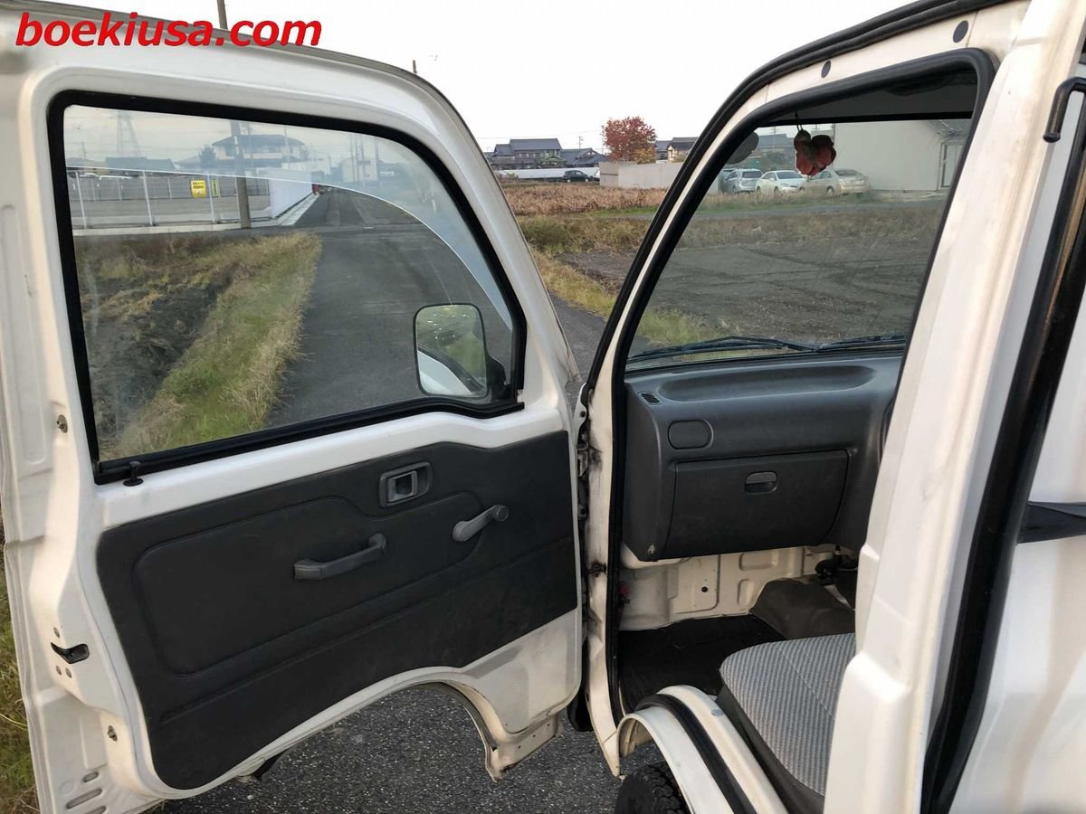 1997 Daihatsu Hijet JDM car for sale — photo 8 of 11