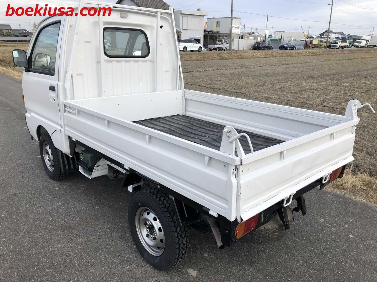 1997 Mitsubishi Minicab JDM car for sale — photo 3 of 11