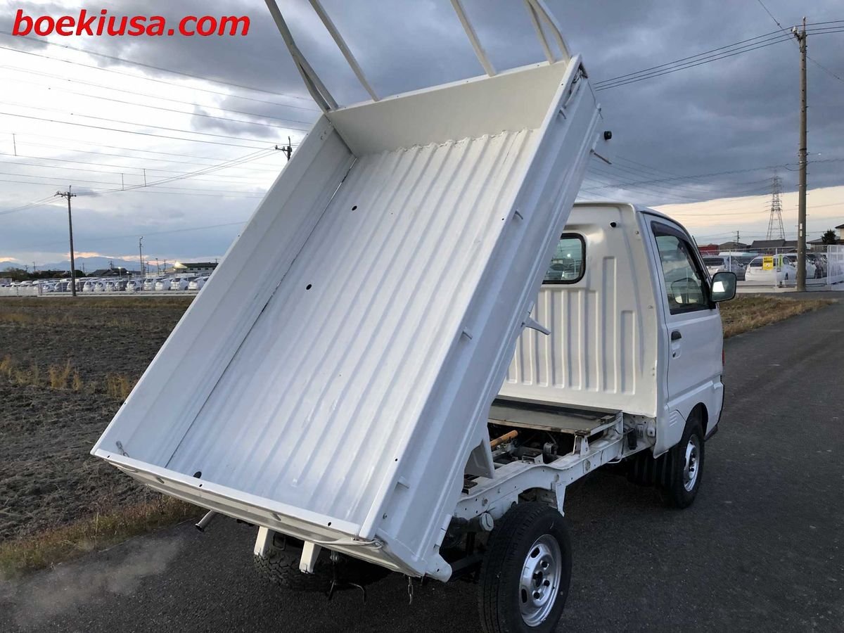 1997 Mitsubishi Minicab JDM car for sale — photo 4 of 11