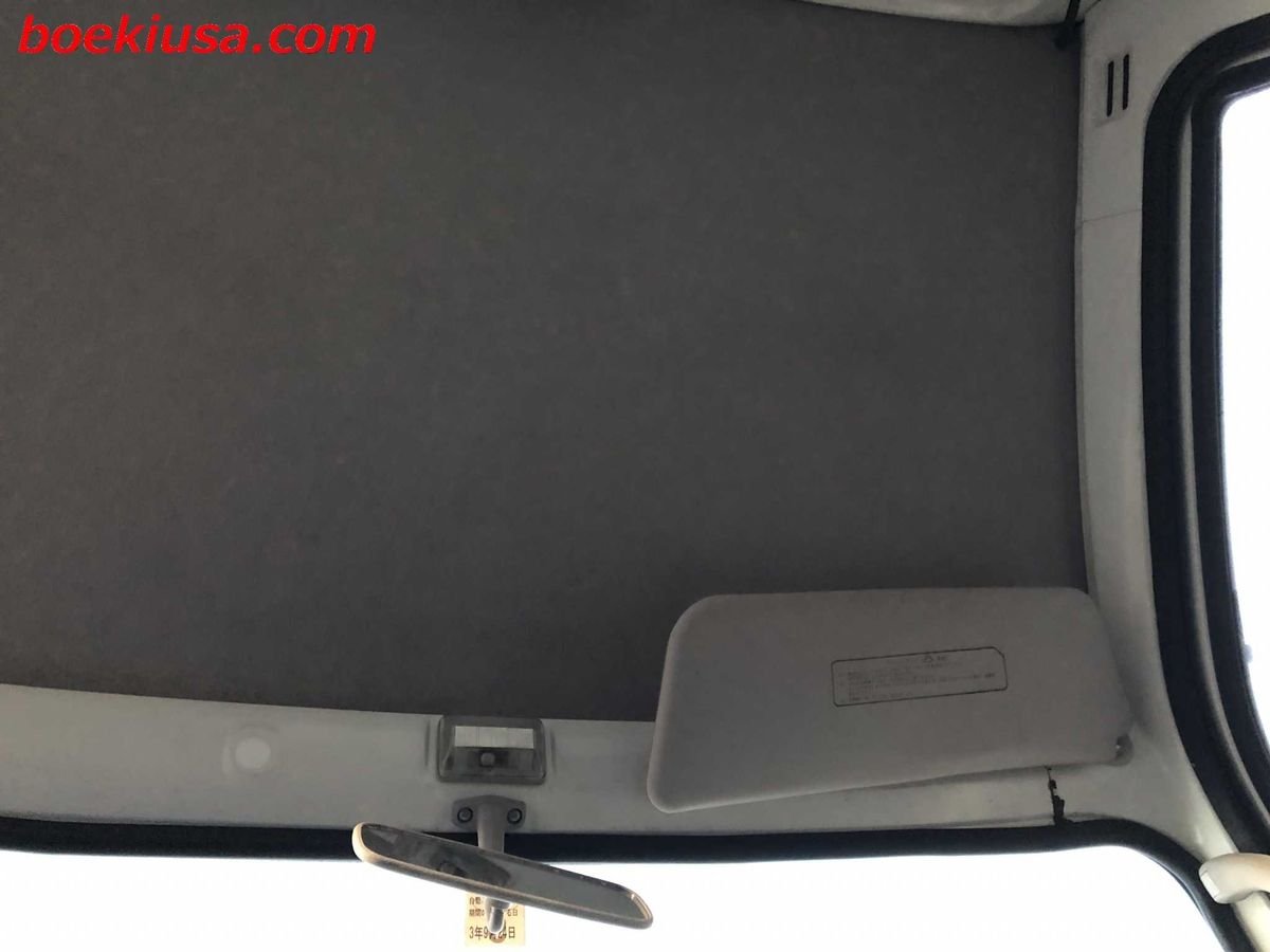 1997 Mitsubishi Minicab JDM car for sale — photo 11 of 11